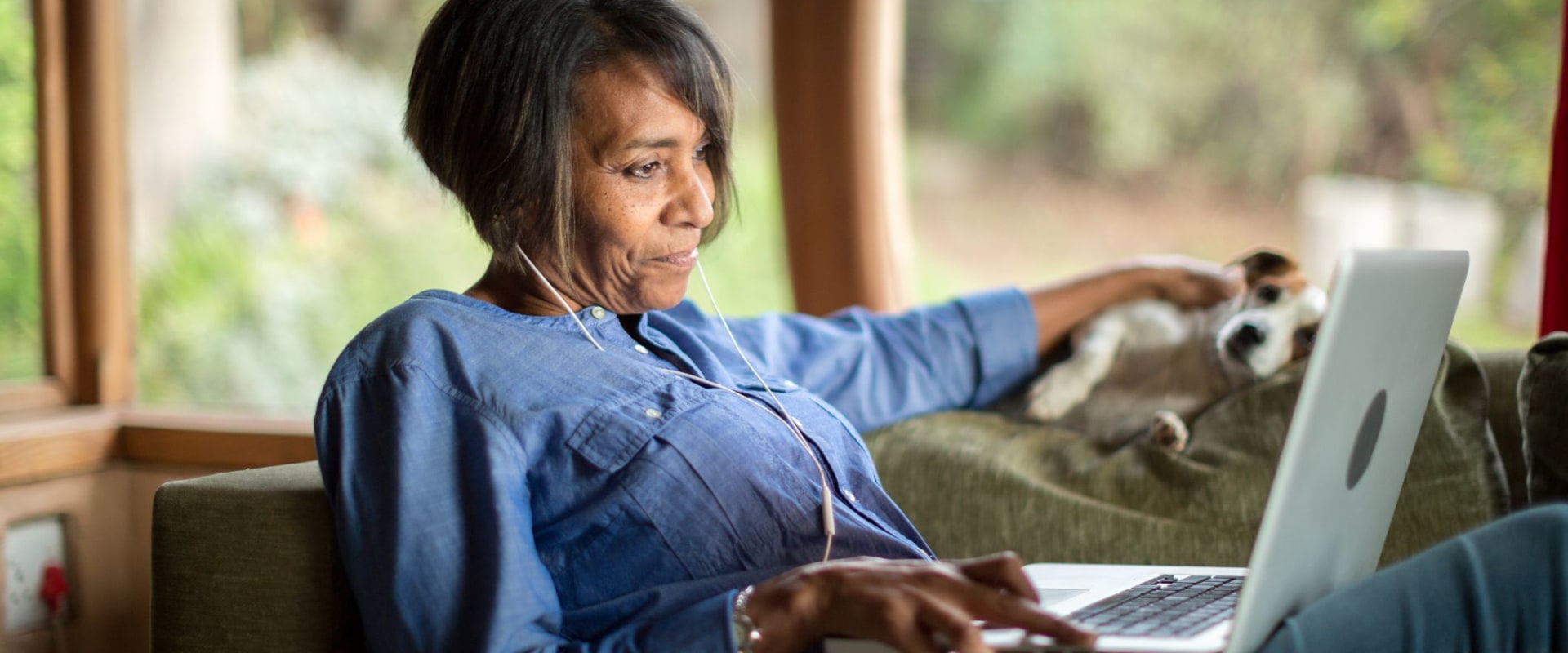 Online Support Groups and Forums for Seniors Who Need Help with Computers